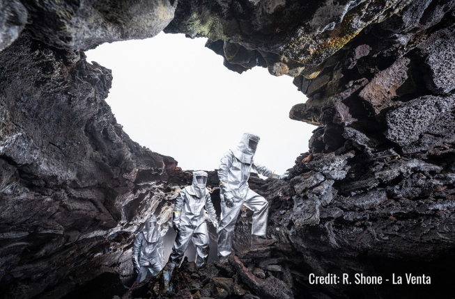 Collegamento a Dai tubi di lava più giovani un nuovo sguardo sul mondo